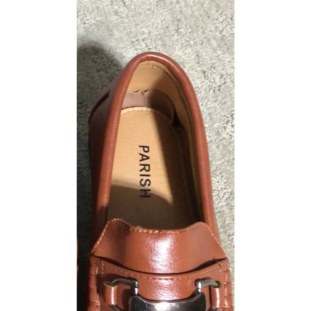NEW Parish Brown Leather Loafer Size 9 Comfortable‎ cushioning Rubber Sole